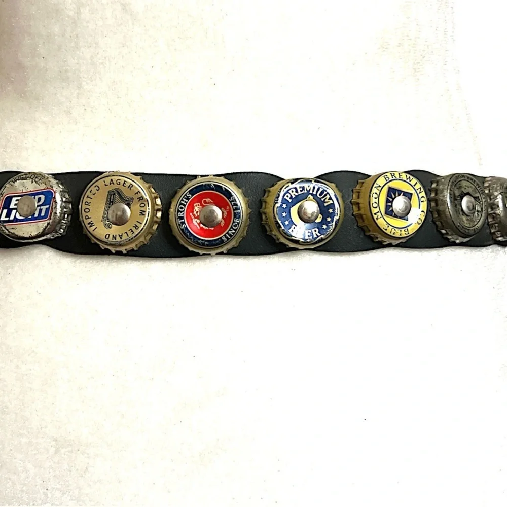Vintage Seat Belt buckle beer cap belt rare unique conversation piece EUC - Picture 8 of 13